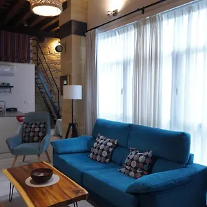 loft-en-casco-historico-la-pintora.es-andalucia.com/